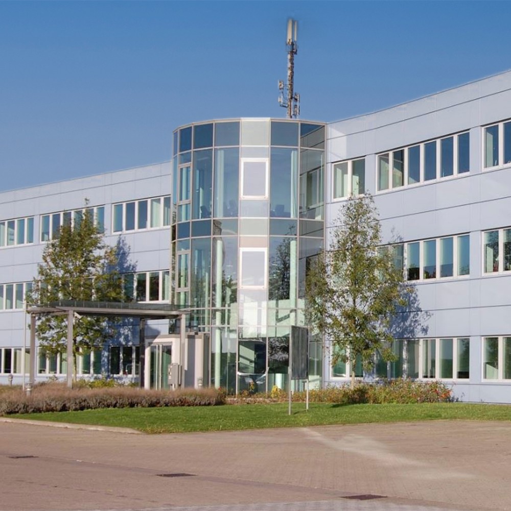 dayes-gmbh-1000x1000.jpg
